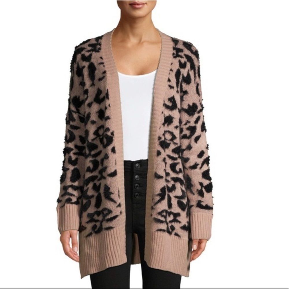 NEW Women’s cardigan animal print - Picture 1 of 7